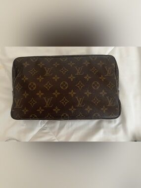 Louis Vuitton Monogram Canvas Toiletry Pouch - Brown/Gold